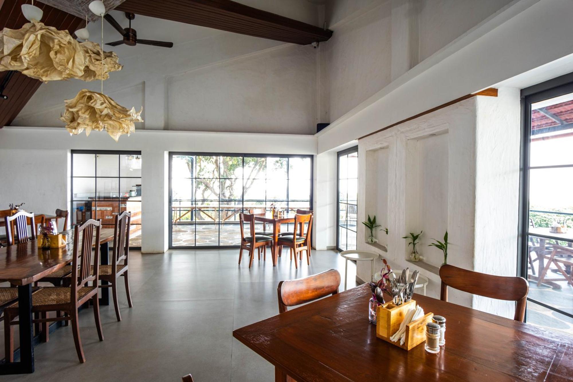 The Lighthouse - Formerly Known As Utan Sea Resort Thane Exterior foto